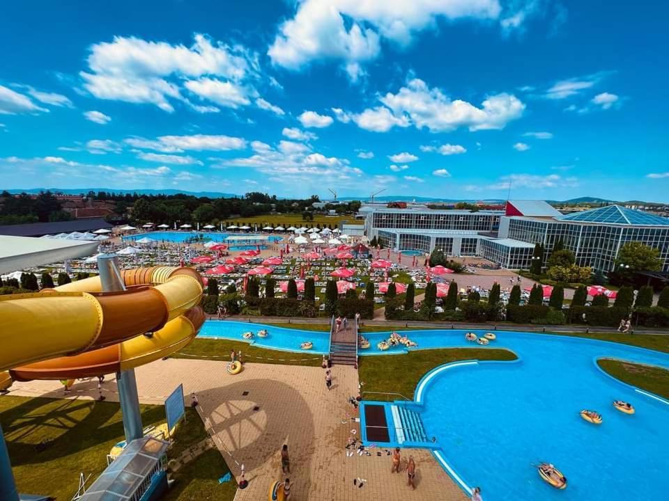 Pensiunea Ober Braşov Exterior foto