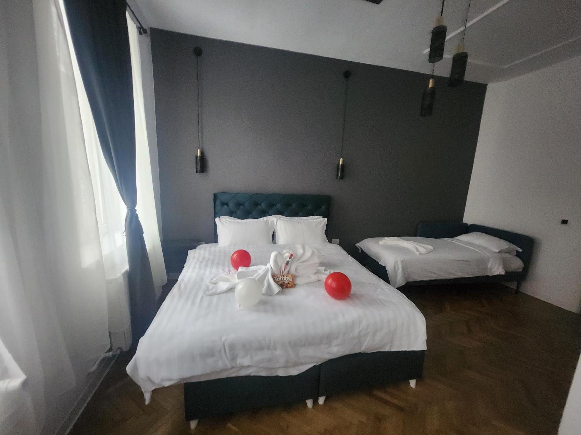 Pensiunea Ober Braşov Exterior foto